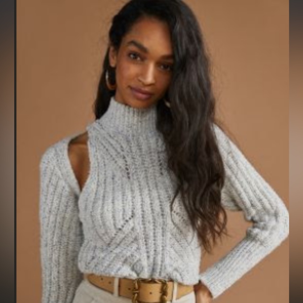 Two piece turtleneck sweater set